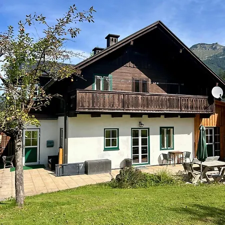 Altaussee Juwel In Ruhiger Lage & Seenaehe Altaussee