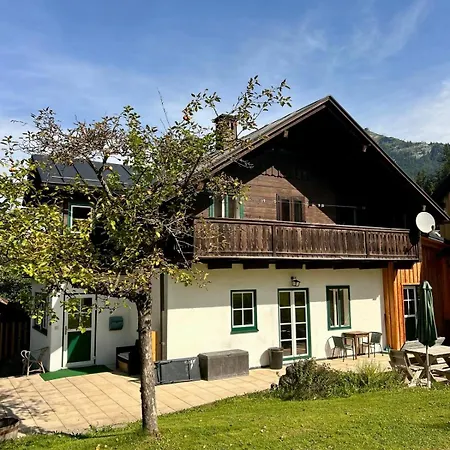 Altaussee Juwel In Ruhiger Lage & Seenaehe Nyaraló *
